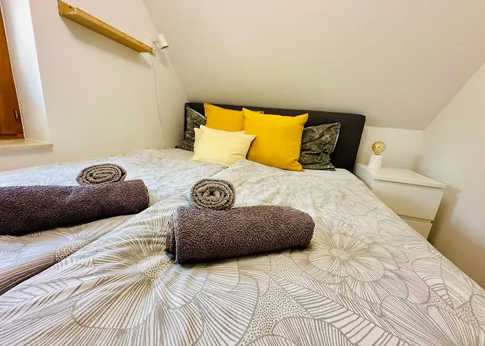 Bamboo Vendeghaz بيت للعطل *